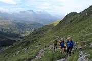 20 Uno sguardo indietro alla Val Camisana che stiamo risalendo